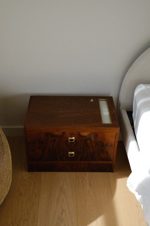 Tables de nuit vintage en ronce de bois avec deux tiroirs et lumières intégrées