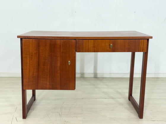 Image 1 of Mid-century modern bureau, damestafel, houten tafel, vintage bureau