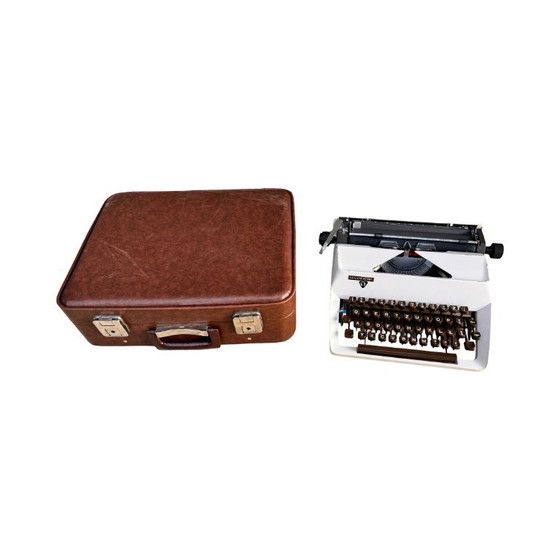 Image 1 of Łucznik 1303 typewriter – Poland, 1970s, functional, very good condition