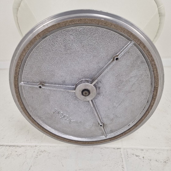 Image 1 of Silla Artifort Little Globe de Pierre Paulin en cuero, años 80