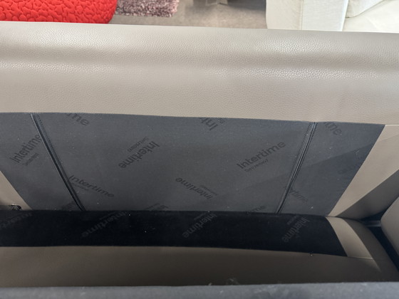 Image 1 of Entretiempo Liv