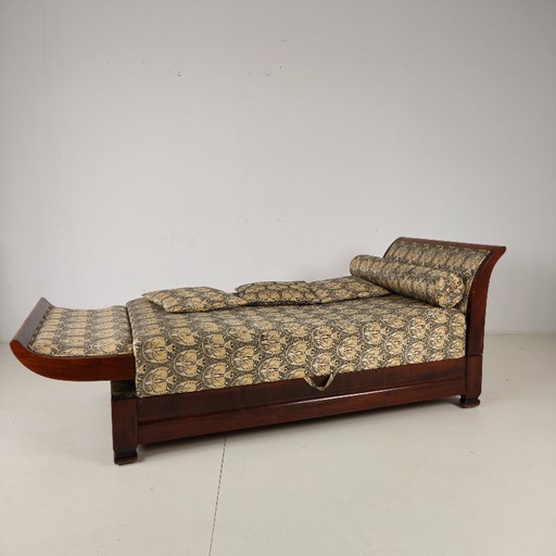 Divano letto Art Déco con vano contenitore nascosto e posizioni regolabili. – daybeds, Other (photo 2 of 11)