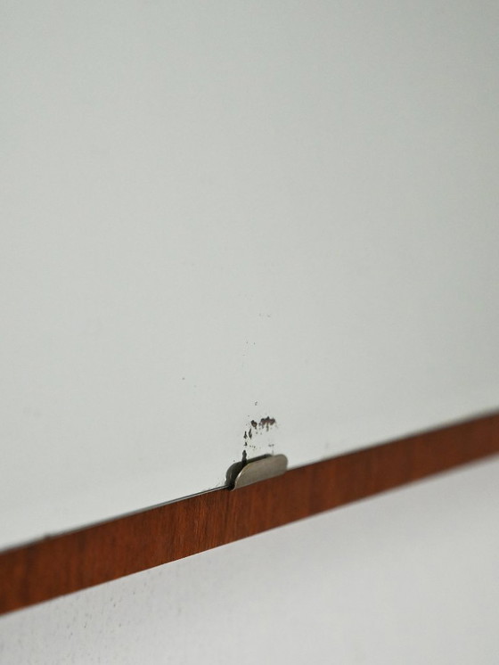 Image 1 of Scandinavische spiegel met teakhouten frame