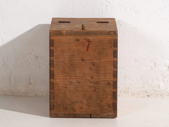 Boîte de rangement ancienne en bois massif (c.1920) #7 – Armoires de rangement, Rustic (photo 24 of 40)