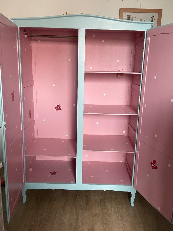 Image 1 of Schöner handbemalter Brocanteschrank