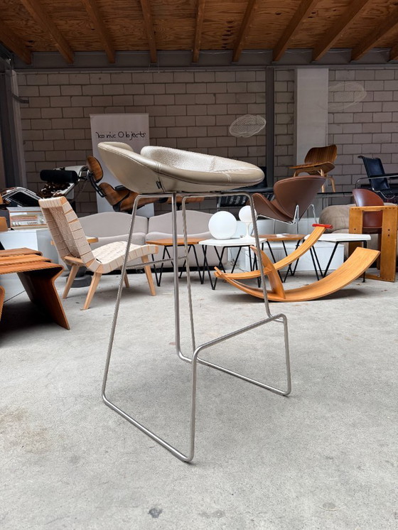 Image 1 of 2x sgabelli da bar Moroso Fjord in pelle color tortora