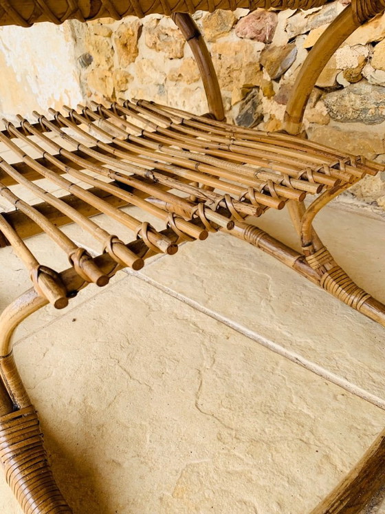 Image 1 of Tavolino da caffè in bambù e rattan con portariviste, stile metà secolo, di Tito Agnoli, circa anni '60.
