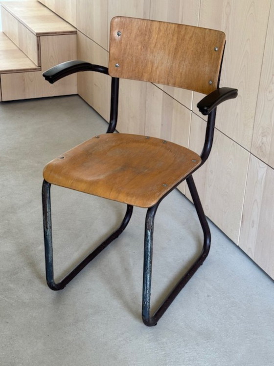 Image 1 of Gispen Bürostühle, einer mit Brandstempel