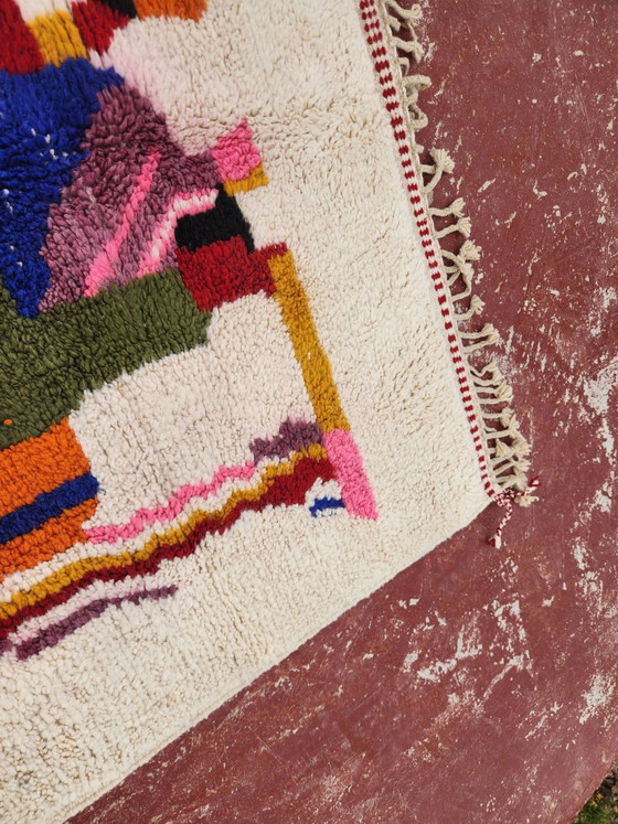 Artistic Berber rug 243x156 cm – Ecru wool & colourful abstract patterns – Rugs & carpets, Cotton, Modern (photo 9 of 10)