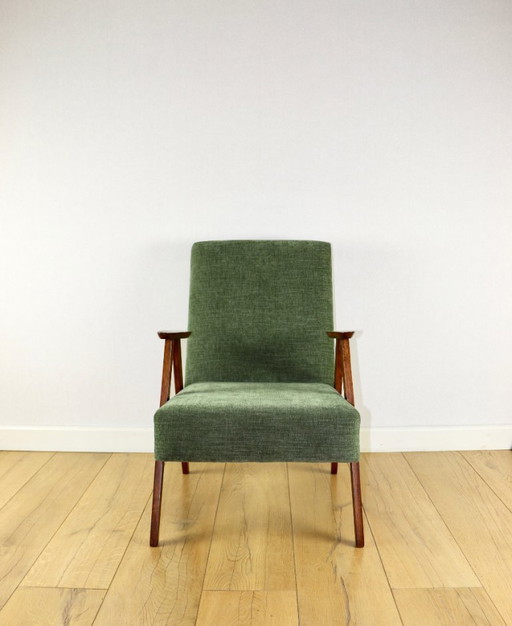 Classic green olive structural armchair like Chierowski