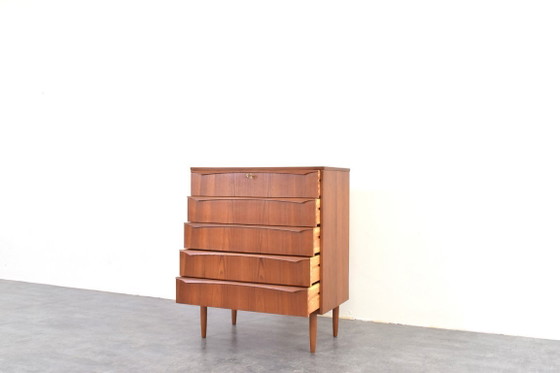 Image 1 of Cassettiera danese in teak di metà secolo, anni '60.
