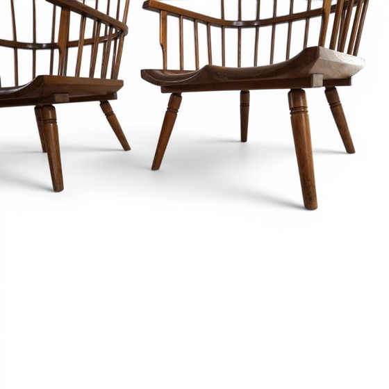Image 1 of Par de sillones Windsor hechos a mano, Inglaterra, circa 1960.