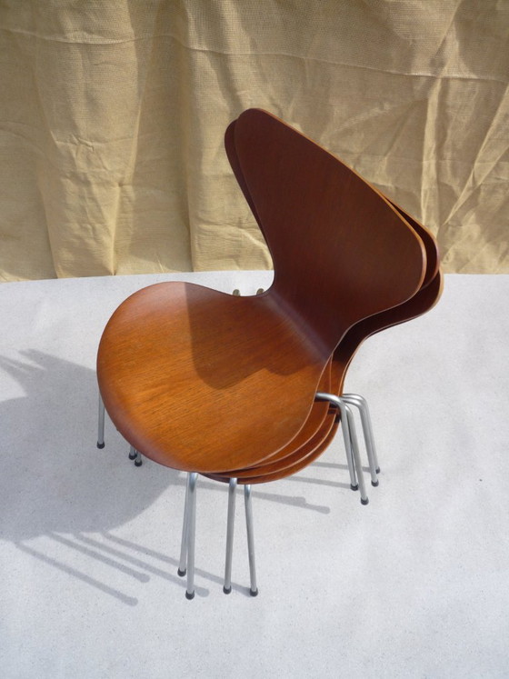 Set of 4 Arne Jacobsen teak chairs, Mod. 3107 – Fritz Hansen, Dining chairs, Wood, Vintage (photo 5 of 7)