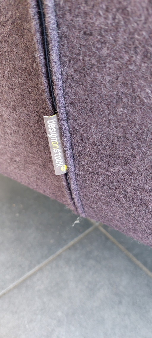 Design on Stock Bloq Armchair purple