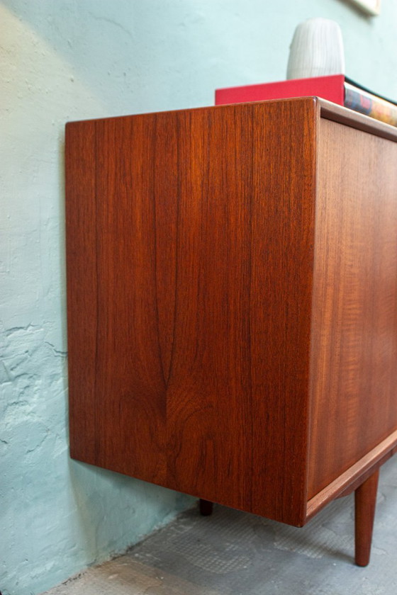 Image 1 of Vintage teakhouten dressoir, ladekast, laag dressoir, Riestenpatt, midden 20e eeuw