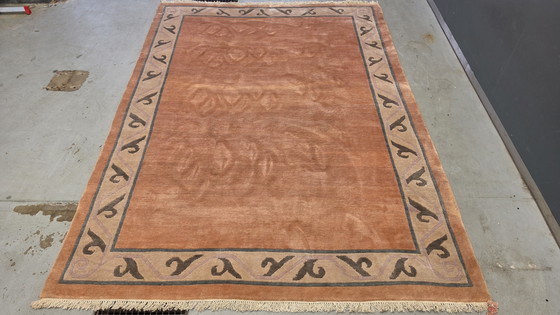 Image 1 of Handgeknüpfter orientalischer Wollteppich im modernen Nepal-Stil, zartrosa, 256 x 352 cm