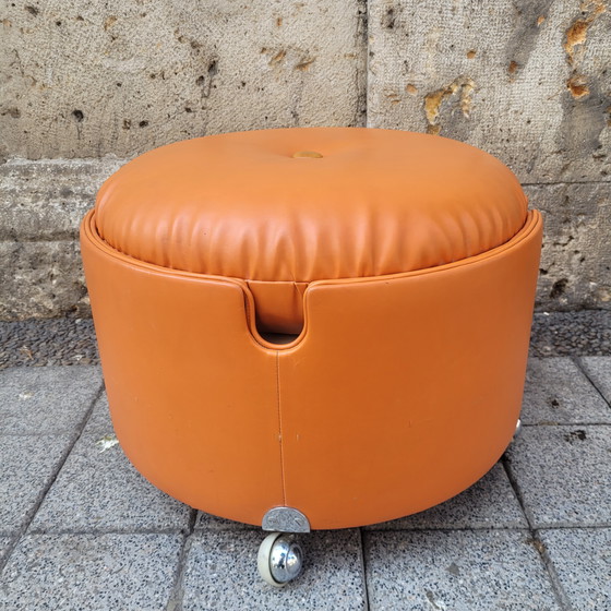 Image 1 of Puff naranja, serie Dilly Dally, Luigi Massoni para Poltrona Frau, 70’s - Italia