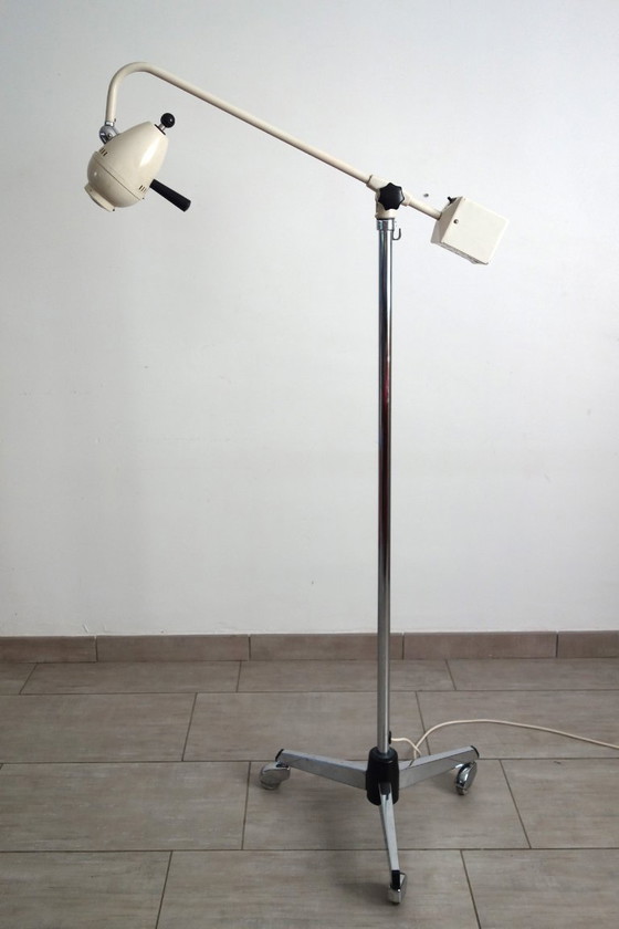 Lampada da terra da dentista vintage, Germania anni '60, Soux, Lampade da terra, Metallo, Plastica, Crema (foto 2 di 15)