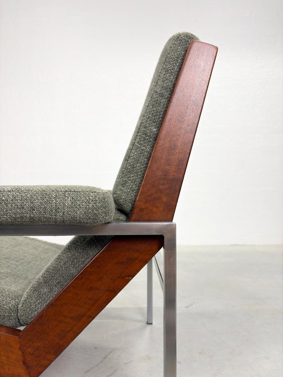 Image 1 of 'Lotus' Dames Fauteuil van Rob Parry voor Gelderland
