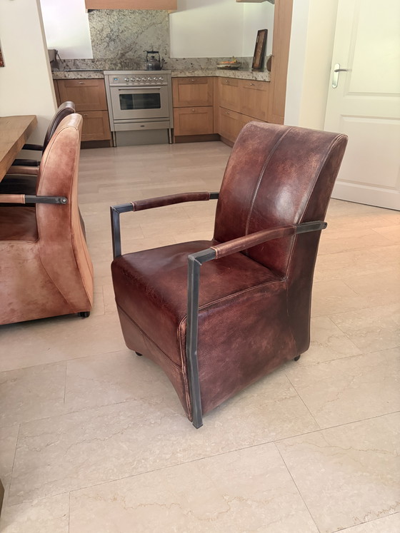 Super cool (like new) oak dining table with 8 chairs!! – Wood (photo 11 of 15)