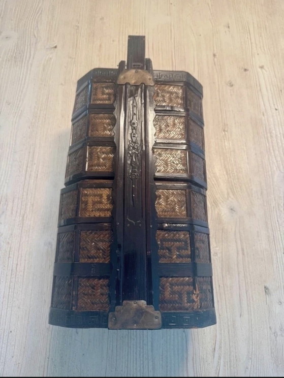 Antico Contenitore Cinese Impilabile in Bambù, 6 Livelli – Oggetti decorativi, Metal, Wood (photo 3 of 8)