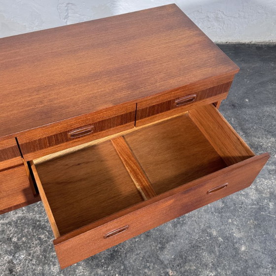 Brits Teak Dressoir, jaren 60 – Wood (photo 7 of 13)