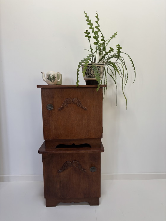 Image 1 of 2 comodini Mid-Century in rovere impiallacciato