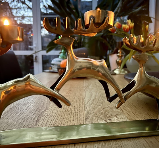 Image 1 of Vintage messing kandelaar met hertmotief – Deens design D&C – Mid-century