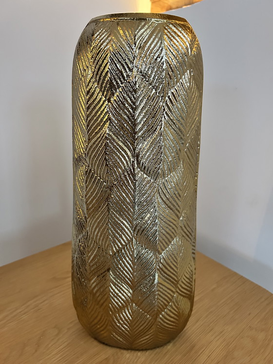 Image 1 of Richmond Kyan vase – gold – 36.5 cm – luxury design object