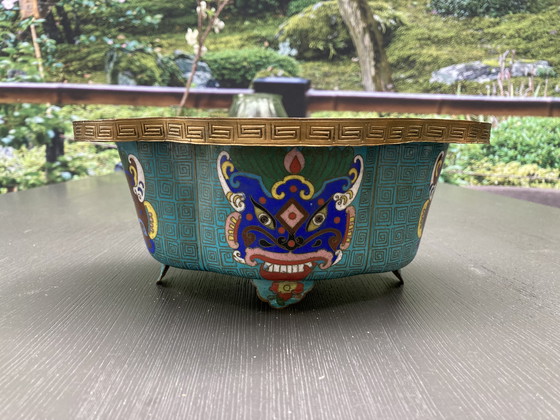 Image 1 of Jardinera de cloisonné