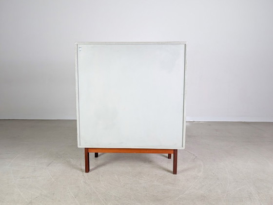 Image 1 of Armadio originale Asko Finland, cassettiera di metà secolo, teak vintage 2