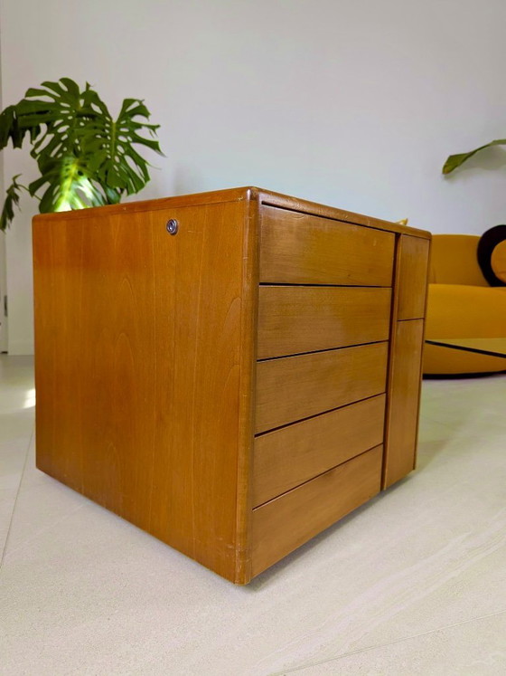 Image 1 of Cómoda Osvaldo Borsani para Tecno