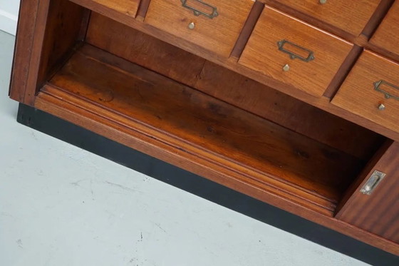 Image 1 of Vintage Nederlandse hardhouten winkel- / apothekers- of archiefkast, midden 20e eeuw