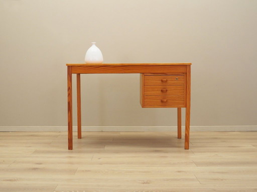 Dennenhouten bureau, Deens ontwerp, jaren 1970, productie: Denemarken