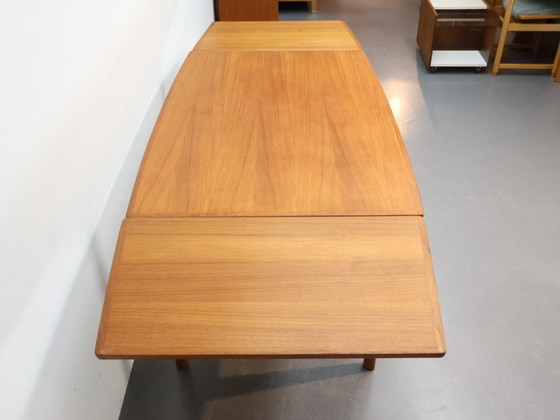 Image 1 of Tavolo da pranzo vintage in teak con gambe in rovere - allungabile