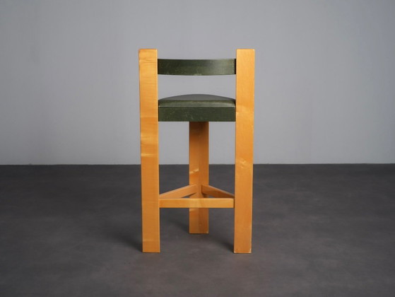 Set aus 3 architektonischen Barhockern aus Holz und Leder, 1990er Jahre, Grün (Foto 6 von 10)
