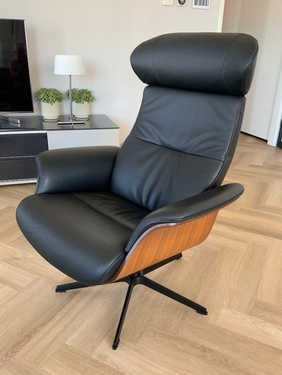 Image 1 of Time Out recliner "Conform"