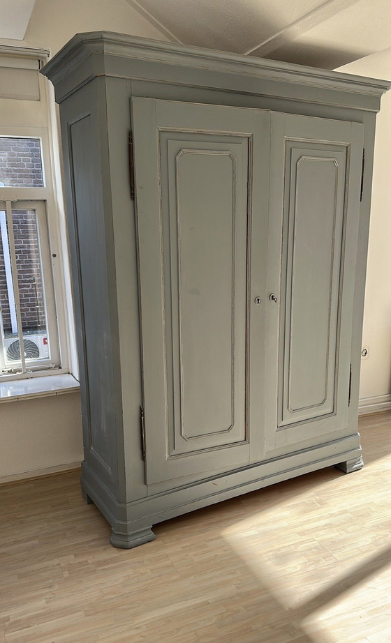 Image 1 of Oude grote hoge kast 