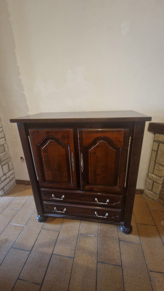 Image 1 of Credenza in legno massello