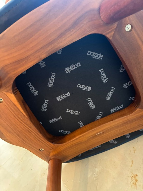 7 Sedie da pranzo Ester di Porada – Leather, Wood (photo 5 of 5)