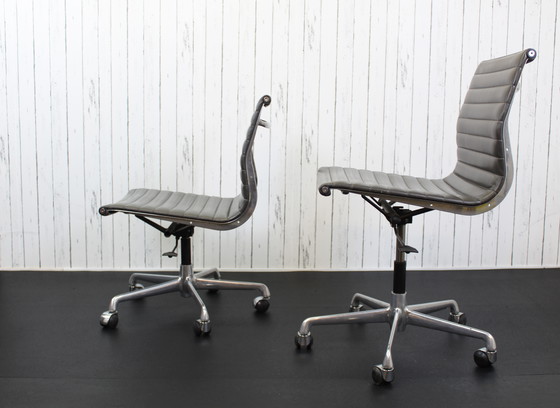 Image 1 of 9X Ea117 Office Chairs Icf Charles & Ray Eames Seats