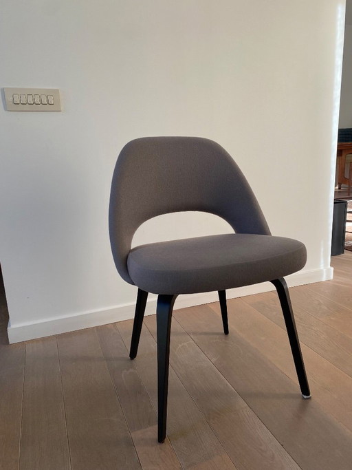 Knoll Saarinen Conference Chair 4+1