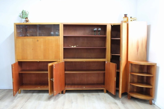 Image 1 of Houten vintage wandmeubel - Musterring. Retro Mid Century modulair kast met bureau / barretje