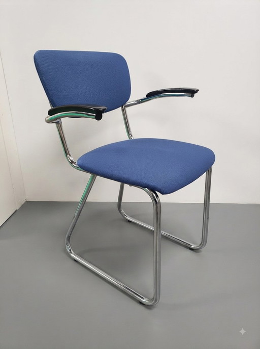 Sedie con struttura tubolare Ahrend De Cirkel da 8 pezzi in stile Gispen – eetkamerstoelen, Metal, Plastic (photo 2 of 8)