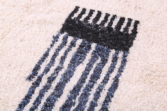 Image 1 of Berber rug in pure wool, handmade using traditional methods, 2/3 m