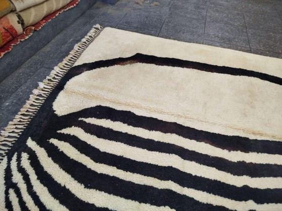 Image 1 of Moroccan artisan rug 250cmx150cm 