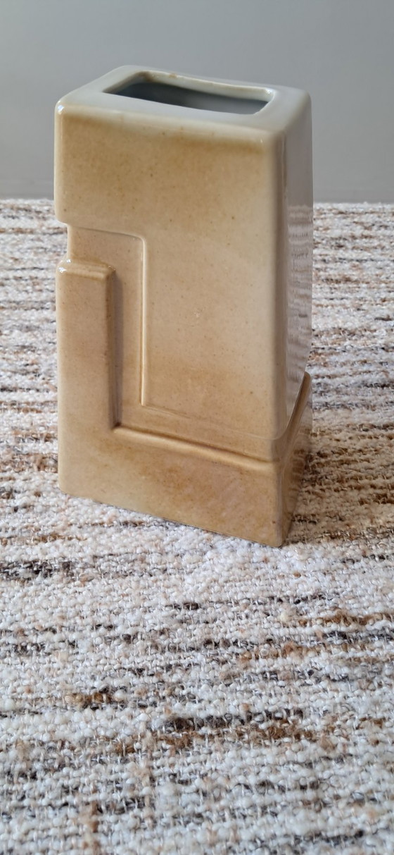 Modernist style ceramic Vase made in France, Beige (photo 3 of 7)