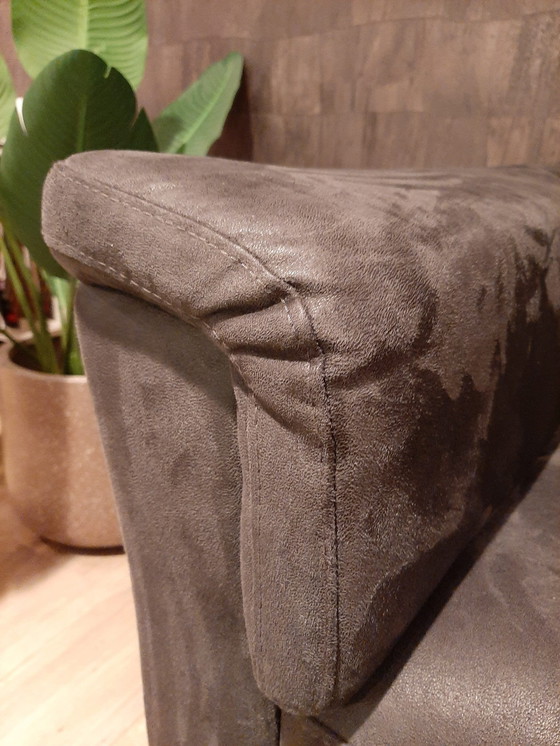 Image 1 of Calosso  -  *