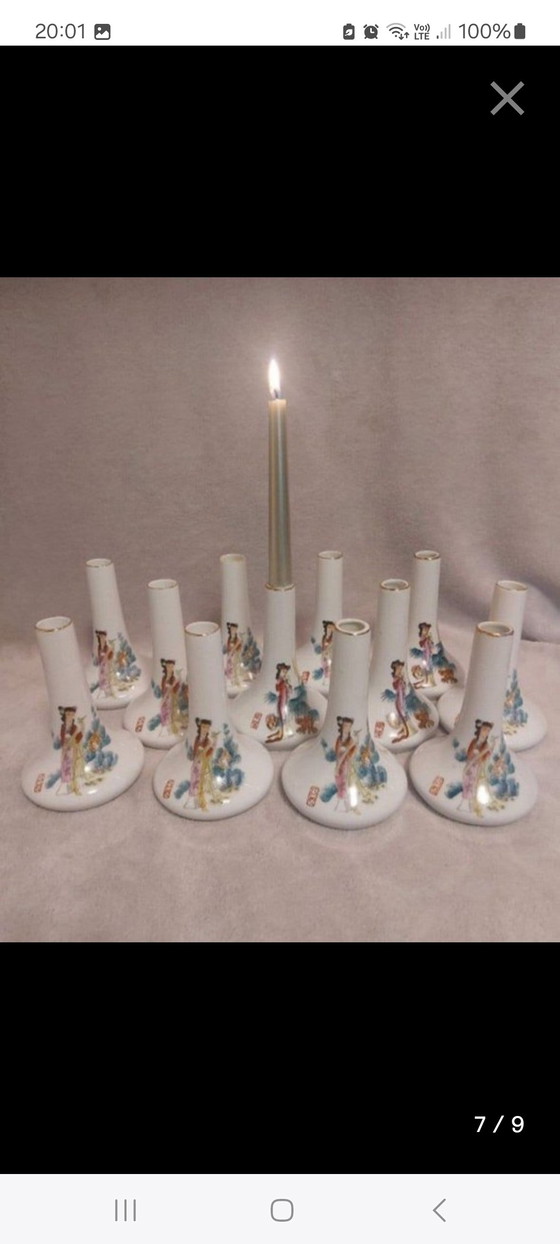 25 Chinese Minivaasjes Of Minikandelaar – Vazen, Porcelain (photo 4 of 8)