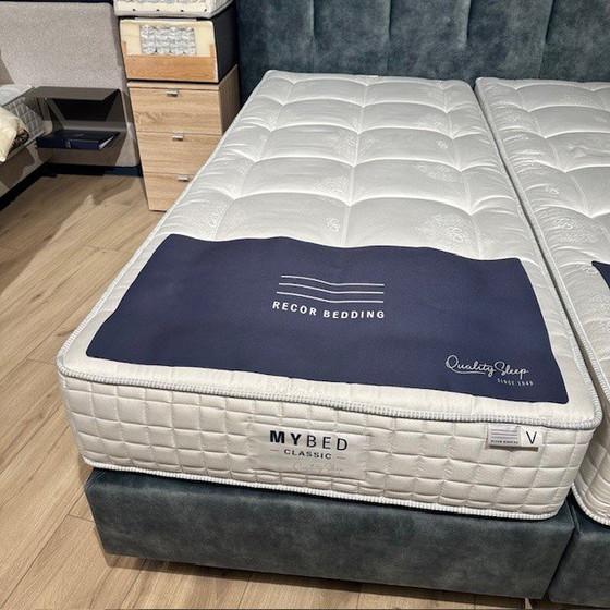 Image 1 of Recor Bedding Fessura box spring - 180x210